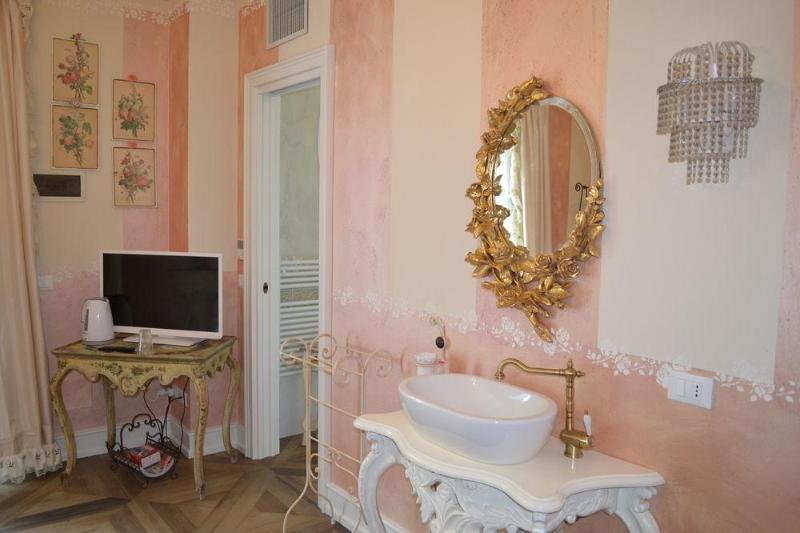 B And B Della Mimosa Дезенцано-дель-Гарда Екстер'єр фото